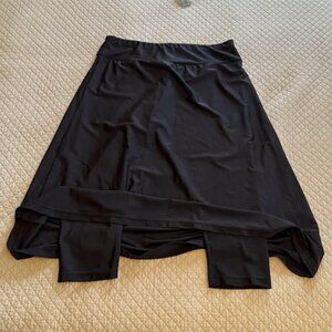 Calpysa Modli Knee-Length Black Skort Size Large (NWOT)